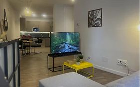 Apartamento a menos de 20 min de sitios clave